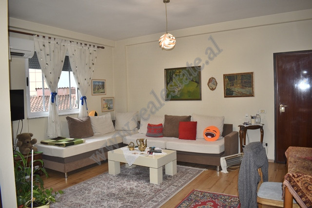 Apartament 1+1 per shitje tek Zogut te Zi ne Tirane
